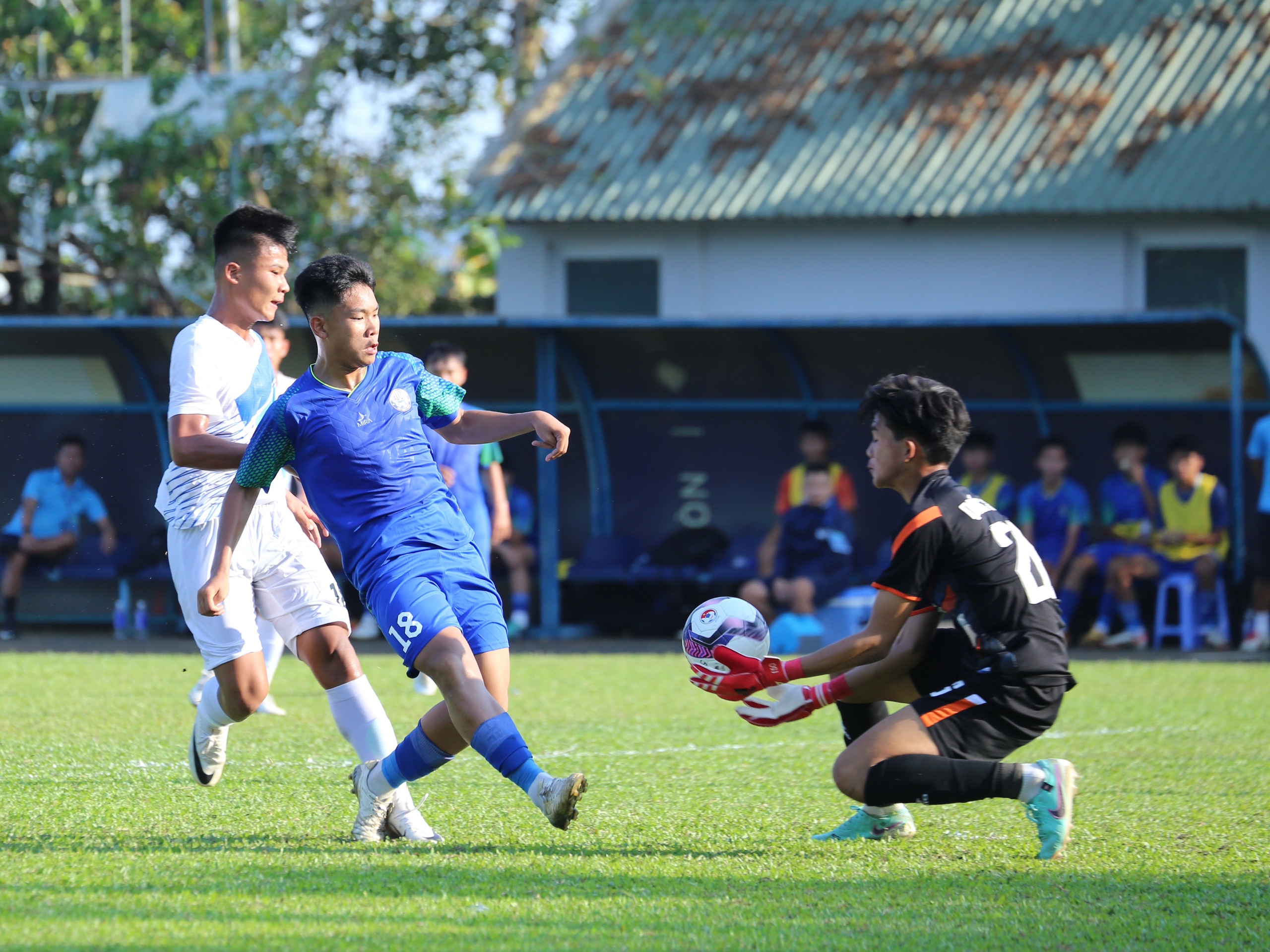 Nguyễn Lê Quang Khôi (18) trong màu áo đội U.17 Bà Rịa - Vũng Tàu