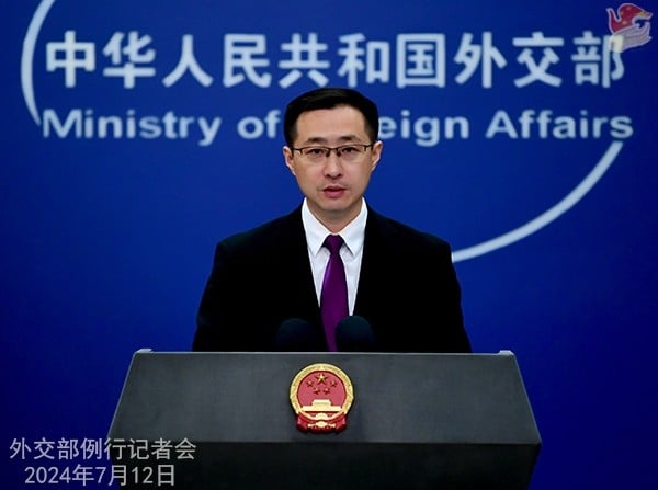 Beijing will cooperate with ASEAN to keep the South China Sea peaceful and stable.