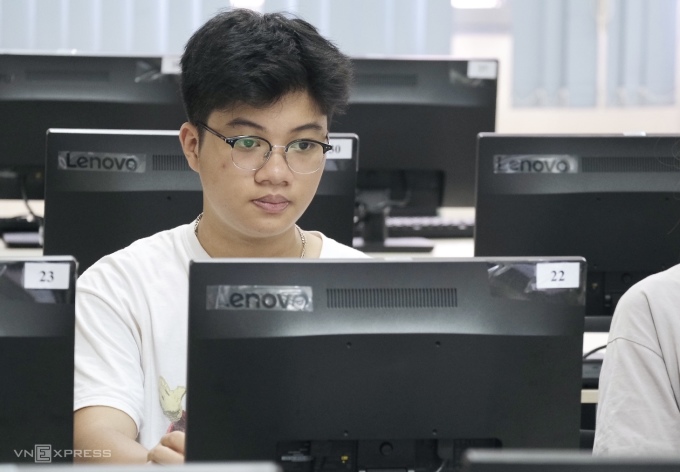 Les candidats passeront la première série d'évaluations de réflexion le 10 juin à l'Université des sciences et technologies de Hanoi. Photo : Duong Tam