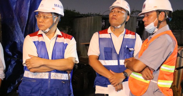 En préparation du début des travaux de construction de la ligne 2 du métro à Ho Chi Minh-Ville, l'investisseur s'est rendu sur le terrain de nuit