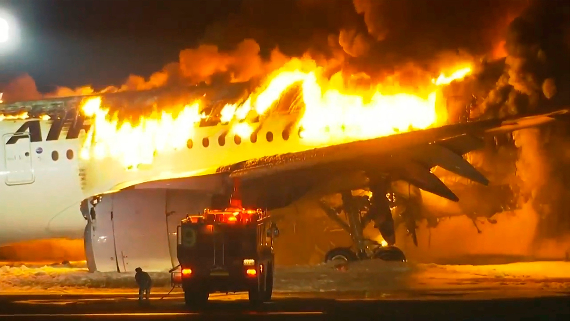 ¿Qué magia ayudó a 379 pasajeros a escapar del incendio?