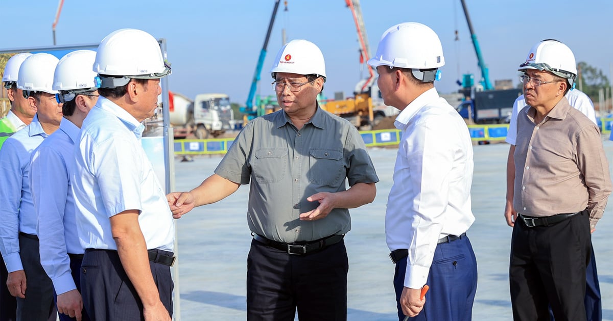 Building the National Exhibition and Fair Center into a symbol of Hanoi