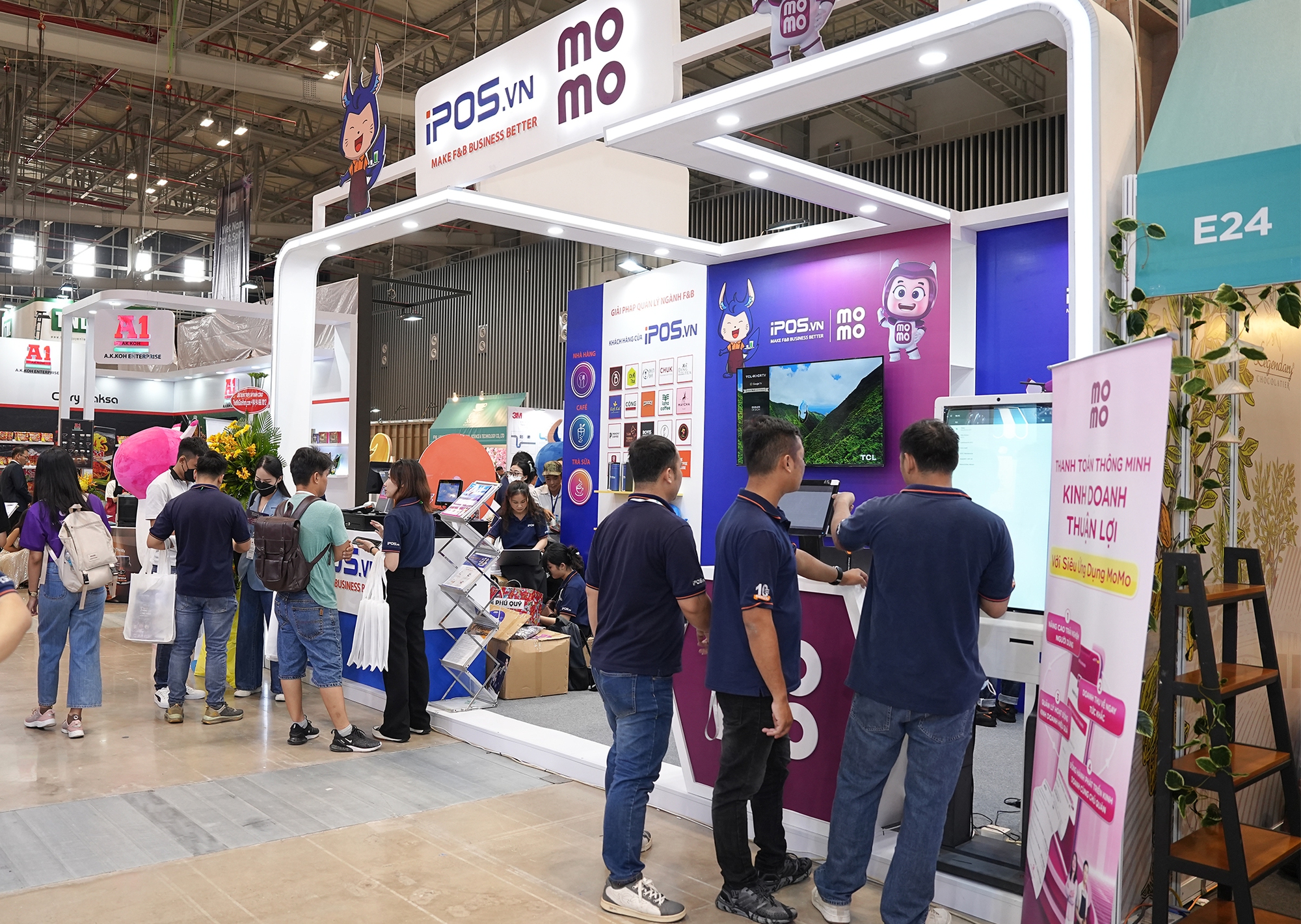 MoMo cùng iPOS.vn mang giải pháp công nghệ toàn diện cho doanh nghiệp F&B - Ảnh 1.