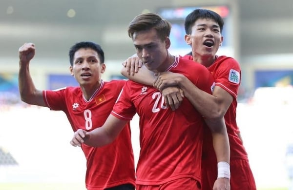 Vietnam team says goodbye to Asian Cup 2023 finals and returns home