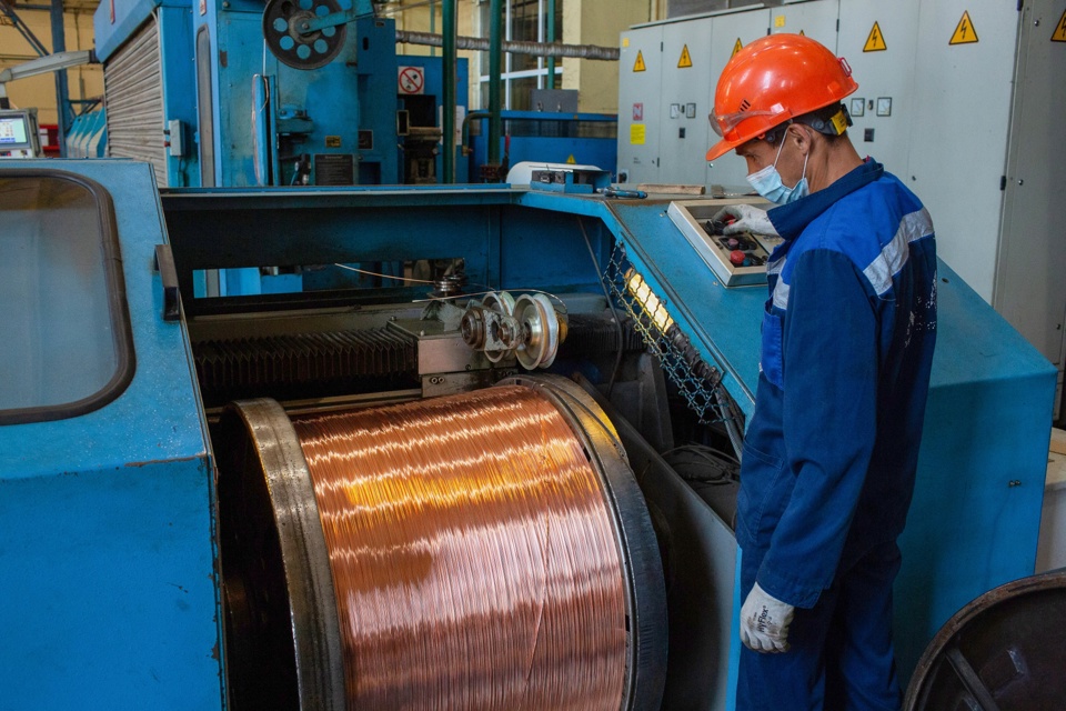 El cobre subió un 0,4% en la Bolsa de Metales de Londres.