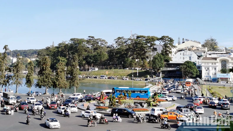 Spring tourists to Da Lat increased by more than 60% compared to the same period in 2023 photo 4