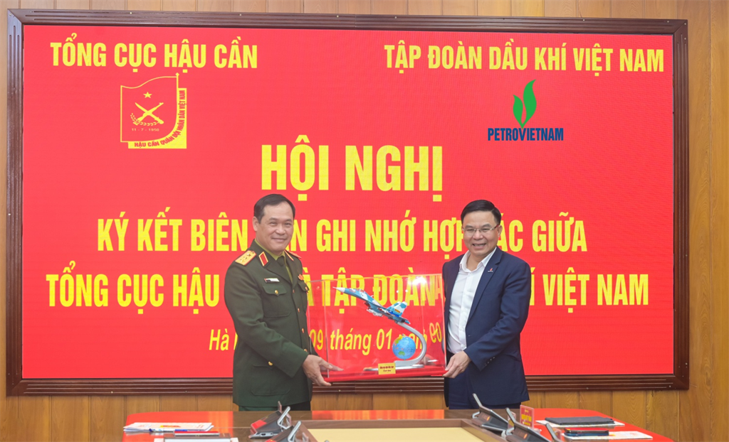 Petrovietnam signed a Memorandum of Understanding with the General Department of Logistics