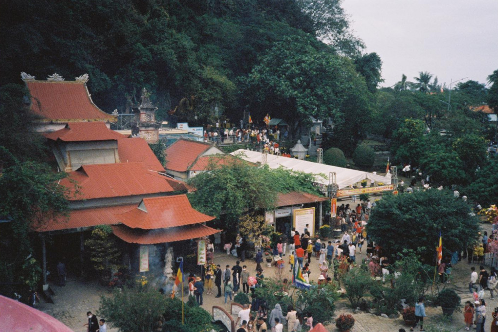 Le temple Tu Bat Tu à Quang Binh est reconnu comme une destination touristique, photo 1