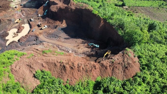 Im Bergwerk Binh Minh besteht ein hohes Erdrutschrisiko. Foto von : Thai Ha