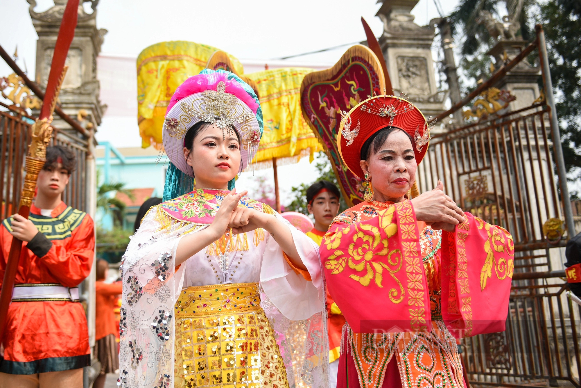 Cô gái 20 tuổi xinh đẹp vào vai nữ tướng Lê Hoa đi kén rể ở ngoại thành Hà Nội- Ảnh 5.