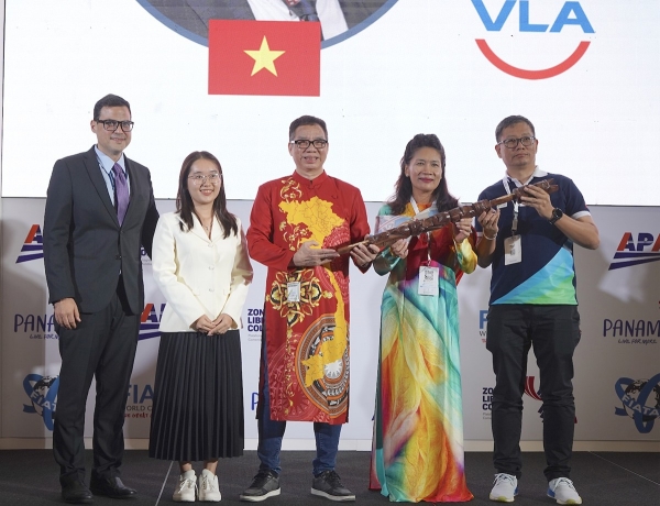 Le Vietnam reçoit le sceptre pour accueillir la FWC 2025