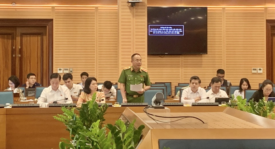 El mayor general Nguyen Thanh Tung, subdirector de la policía de la ciudad de Hanoi, dijo que recientemente, todo el país y la capital han sufrido muchos incendios trágicos.