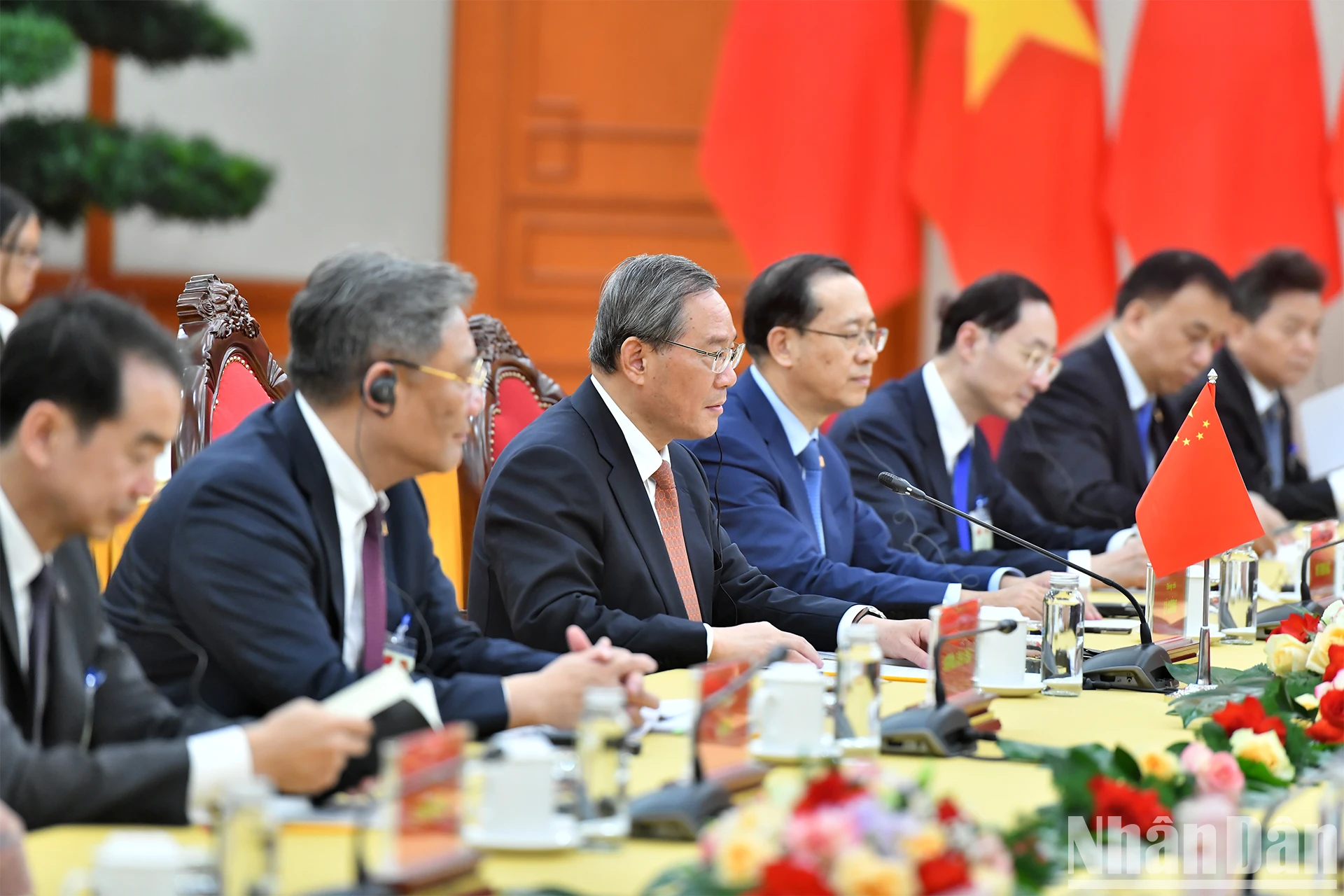 [FOTO] El Secretario General y Presidente To Lam recibe al Primer Ministro chino Li Qiang foto 4