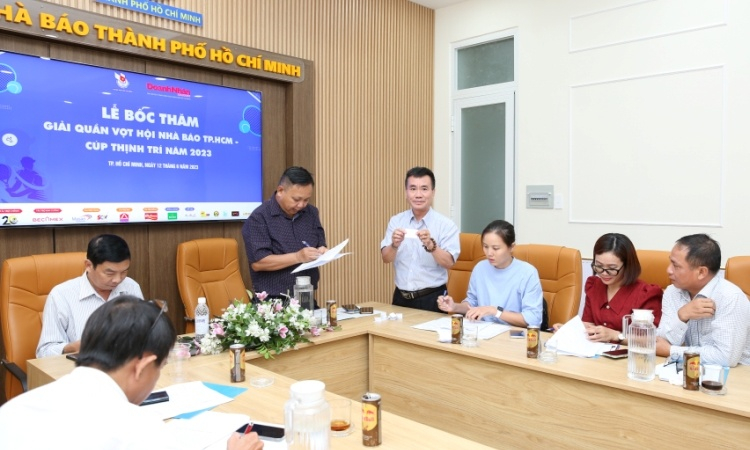 L'Association des journaux de Ho Chi Minh-Ville a élargi son espace de rencontre pour se connecter avec les journalistes. Image 1