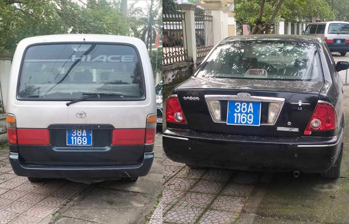 Deux voitures portant la même plaque d'immatriculation bleue, garées rue Vo Liem Son, à Ha Tinh, le 27 mars. Photo : Hung Le