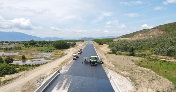 ផ្លូវល្បឿនលឿន Van Phong - Nha Trang រំពឹងថានឹងបញ្ចប់កន្លះឆ្នាំមុនកាលវិភាគ