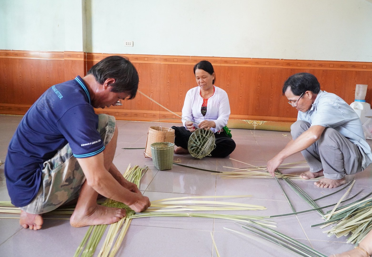 nguoi muong bao ton va phat huy van hoa truyen thong tren bien gioi kon tum hinh 6