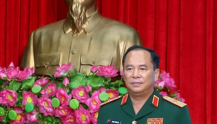 Major General Doan Xuan Bo, Editor-in-Chief of the People's Army Newspaper, the red line must be kept at all costs.