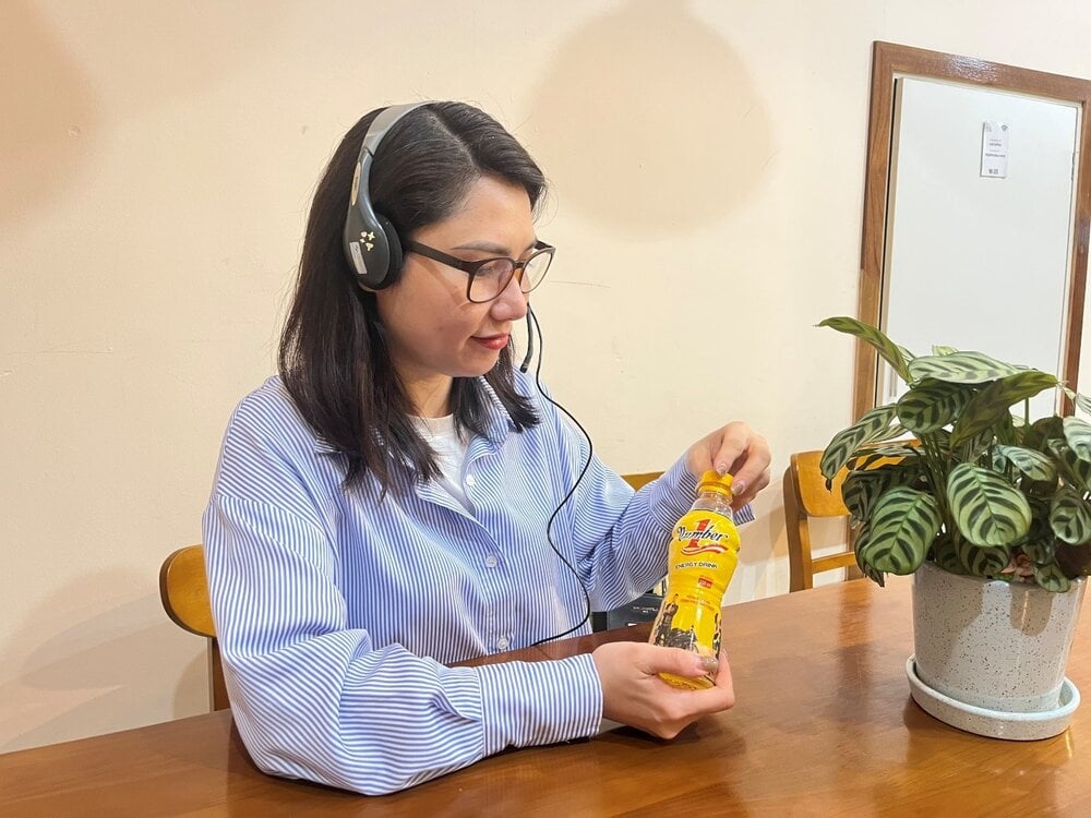 Nước tăng lực Number 1 được xem là trợ thủ đắc lực của nhiều người lao động hiện nay. Ảnh: Tân Hiệp Phát