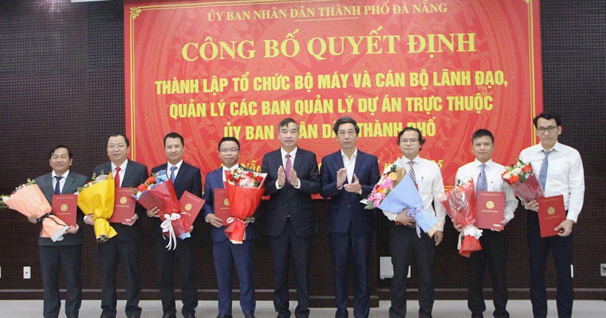 Da Nang City People's Committee announced the decision to merge Project Management Boards.