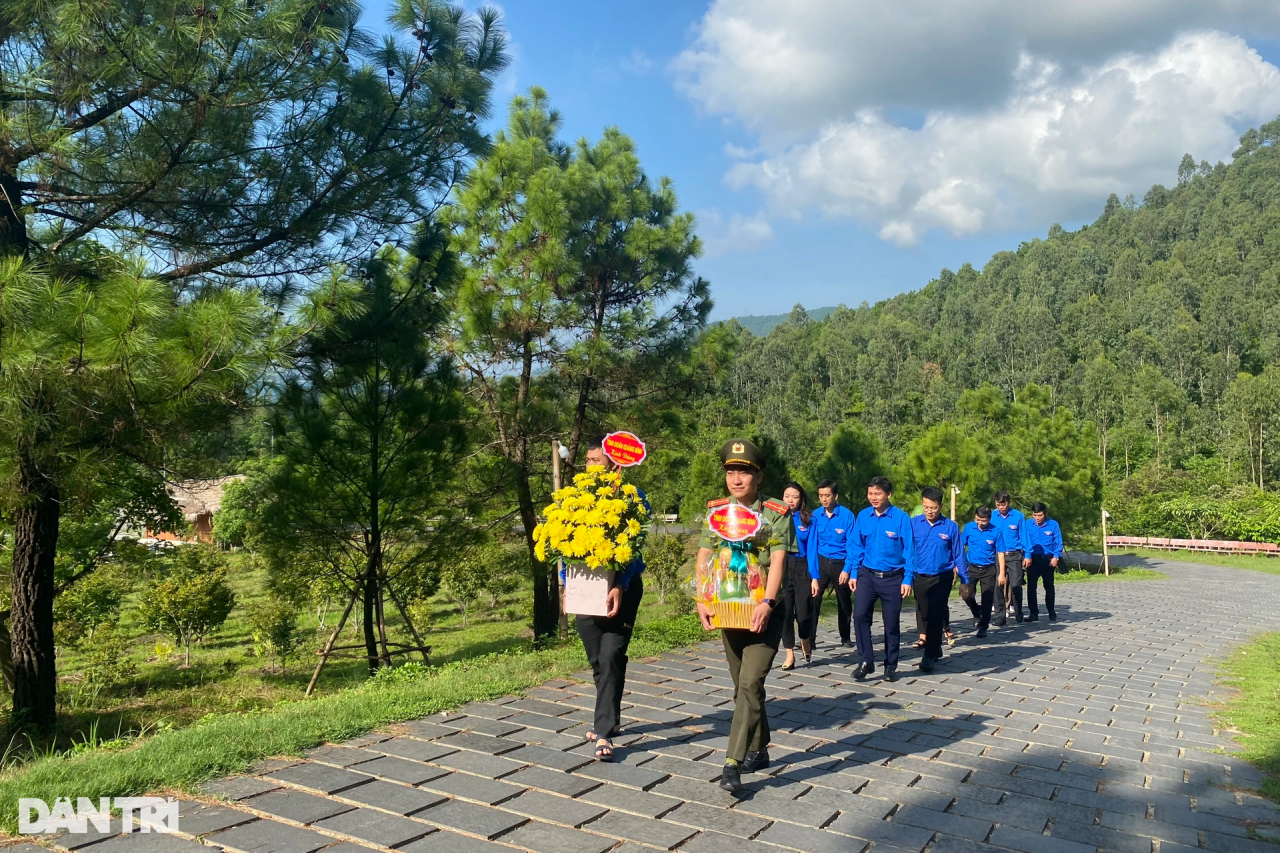 Đất thiêng Vũng Chùa - Nơi yên nghỉ của Đại tướng Võ Nguyên Giáp - 10