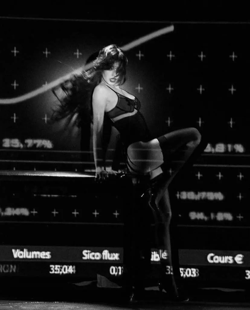 Bị &quot;phong sát&quot; tại Trung Quốc, Lisa vẫn &quot;giàu nhất BlackPink&quot; - Ảnh 6.