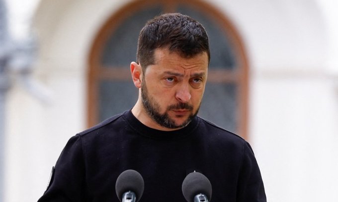 Tổng thống Zelensky họp báo tại Kiev, Ukraine, hôm 9/5. Ảnh: Reuters