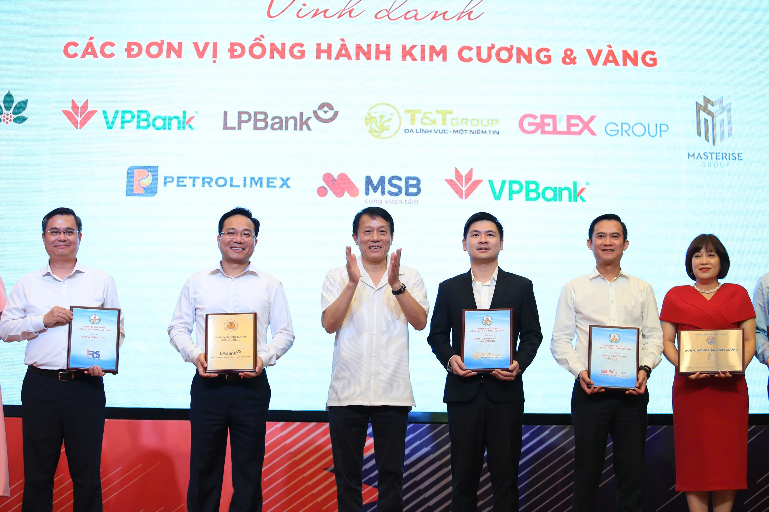 Đóng góp hiệu quả cho Thể thao Công an Nhân dân, tập đoàn T&amp;T Group được vinh danh