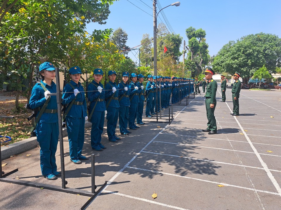 กองร้อยทหารหญิง A70 ฝึกซ้อมการสู้รบแบบประชิดตัว