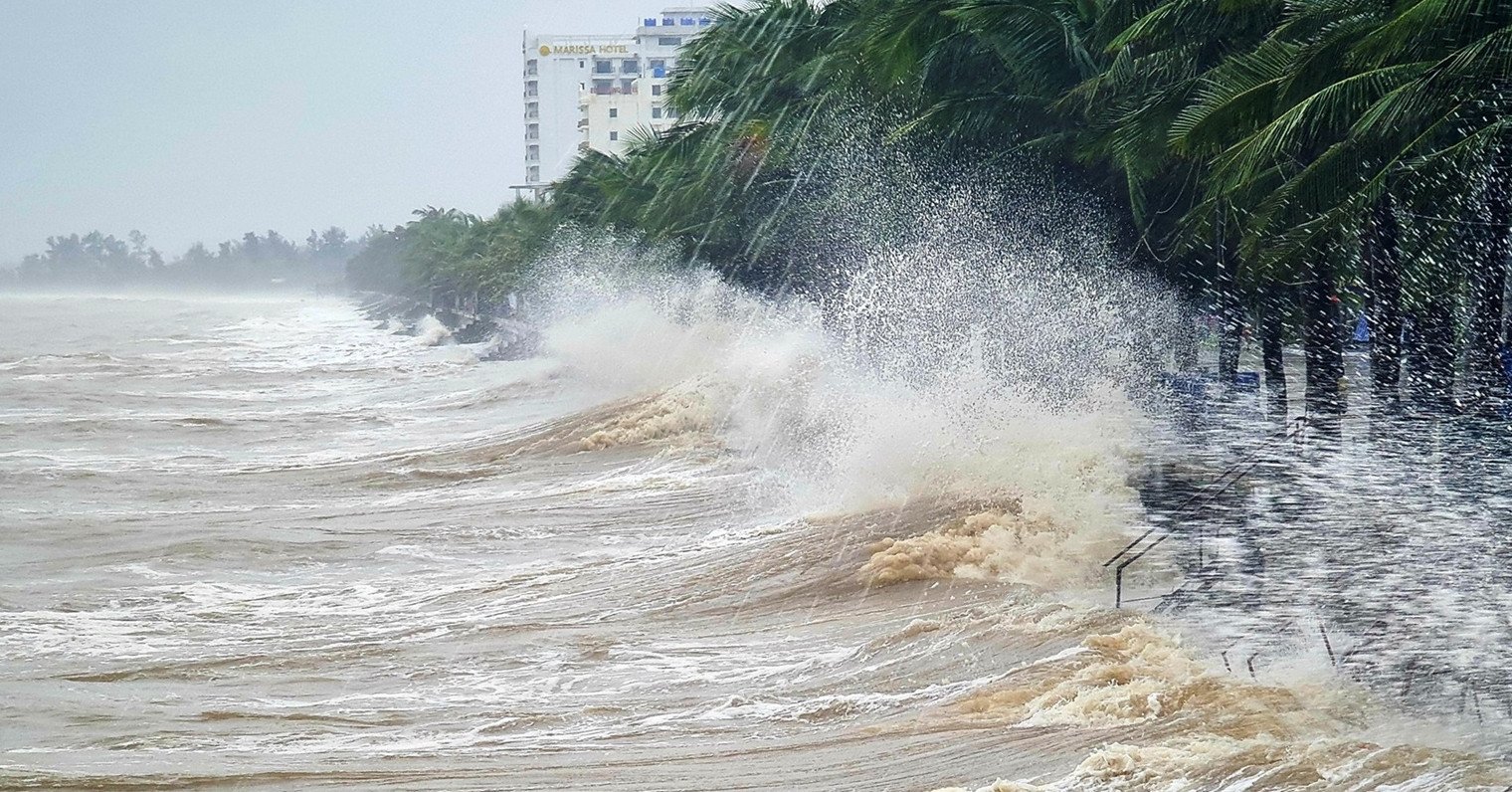 Sturm Nr. 4 bildet sich gerade im Ostmeer und wird bald das zentrale Festland erreichen.