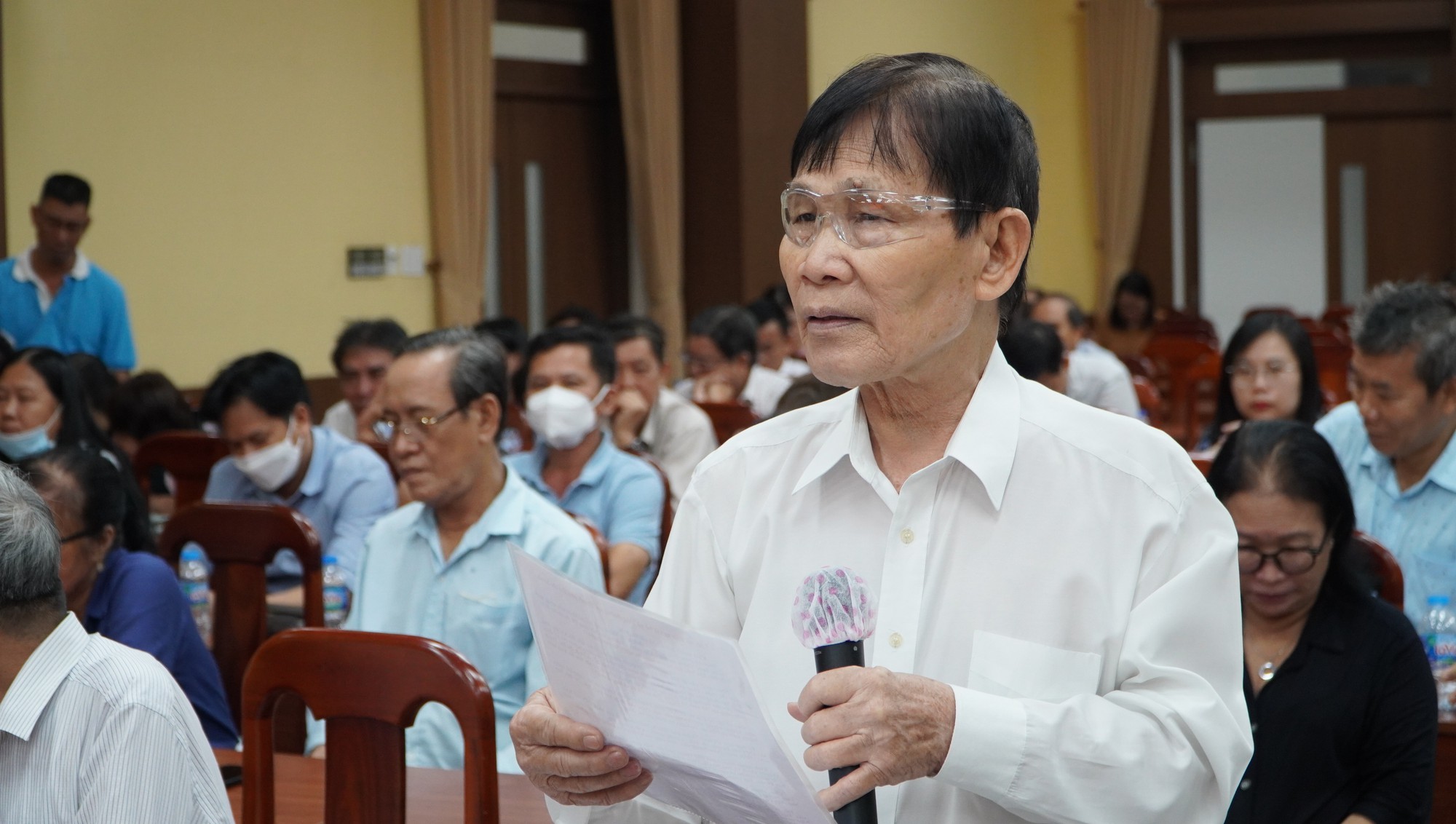 Chủ tịch UBND quận 1 hứa sẽ quyết liệt hơn trong công tác lập lại trật tự lòng lề đường, vỉa hè - Ảnh 3.