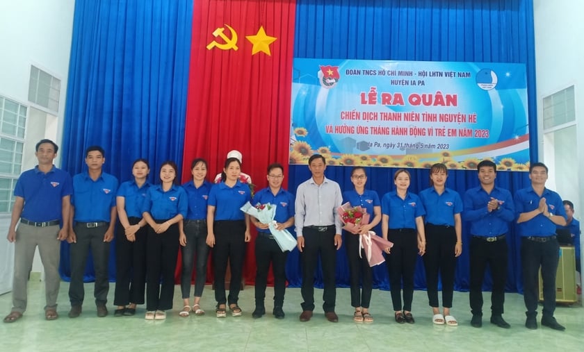 Ia Pa ra quân Chiến dịch Thanh niên tình nguyện hè năm 2023 ảnh 1