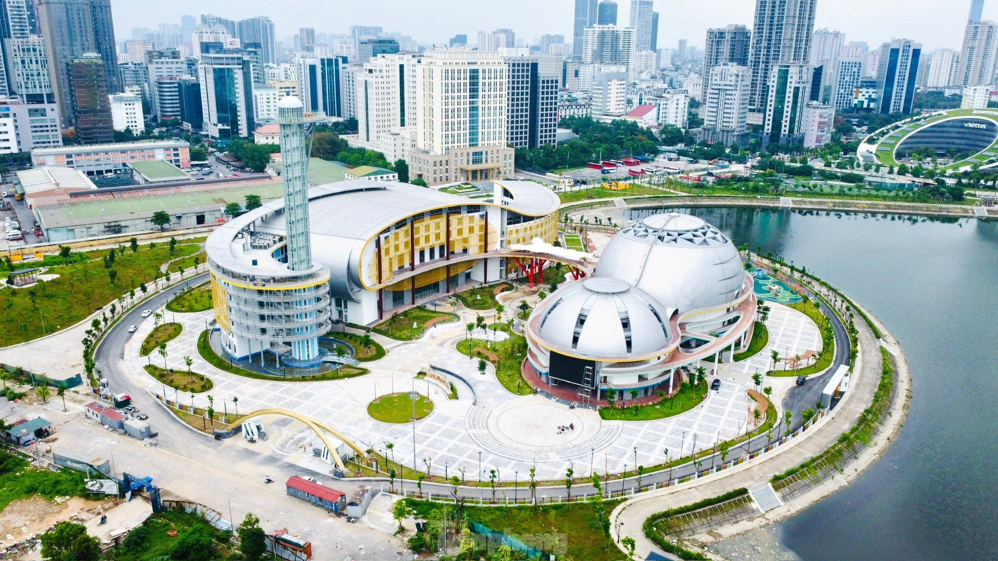 Blick von oben auf den Hanoi-Kinderpalast im Wert von mehr als 1.300 Milliarden VND Foto 4