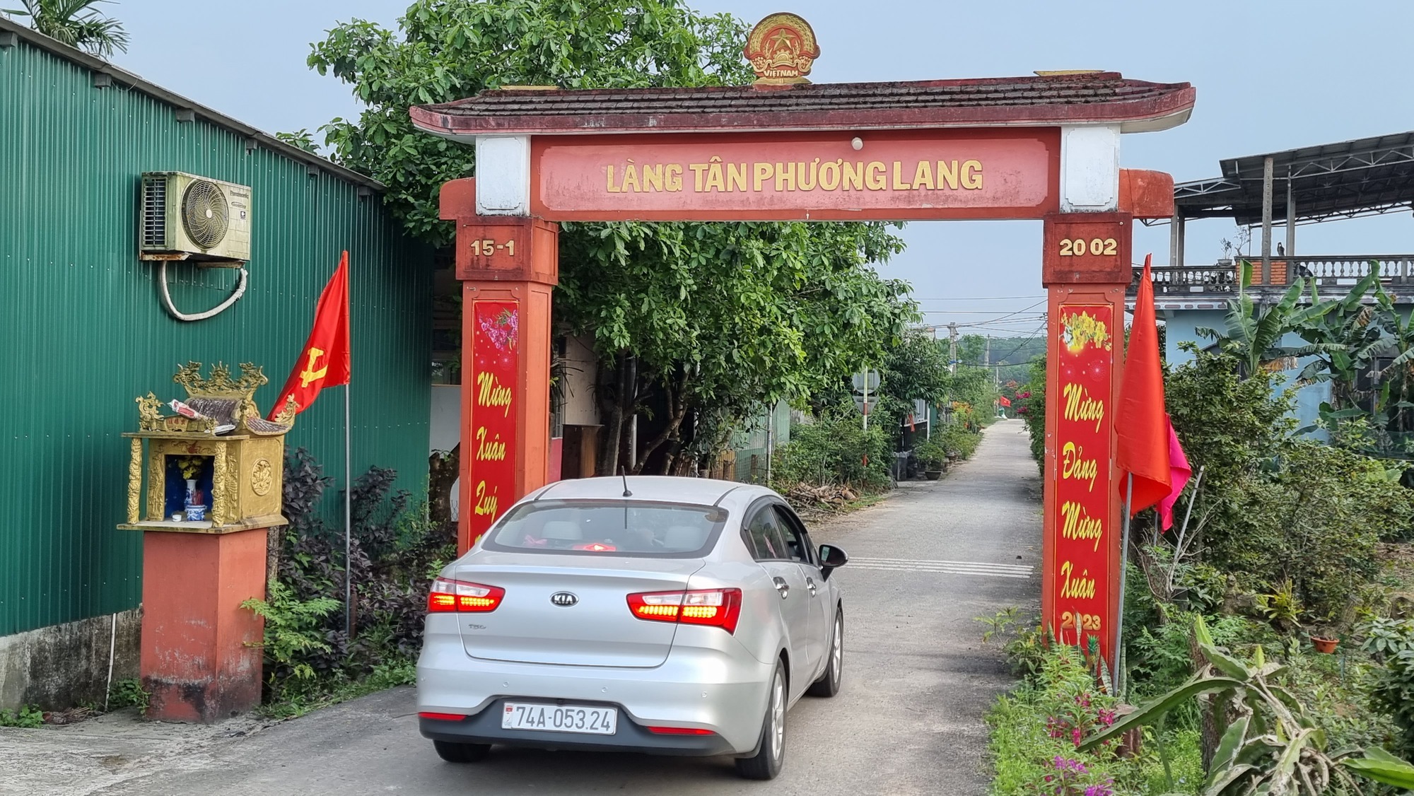 Làng lạ miền Trung: Dân tỉnh này nhưng làng ở... tỉnh khác - Ảnh 1.