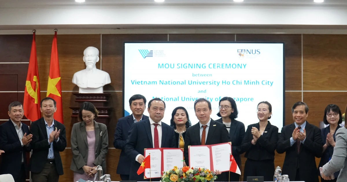 La Universidad Nacional de Ciudad Ho Chi Minh coopera con la Universidad Nacional de Singapur