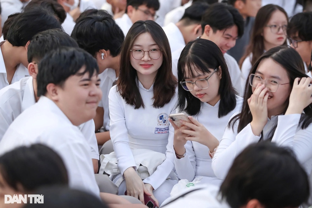 23 triệu học sinh cả nước chính thức bước vào năm học đặc biệt - 6