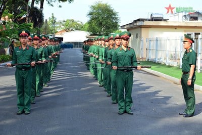 Một số lưu ý khi xác nhận trúng tuyển và làm thủ tục nhập học vào các trường Quân đội năm 2023