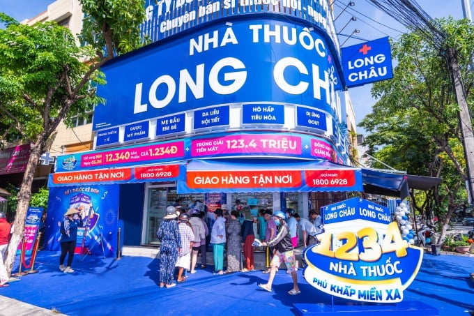 FPT Long Chau ឈានដល់ 1,234 ឱសថស្ថានទូទាំងប្រទេស។ រូបថត៖ FPT Long Chau