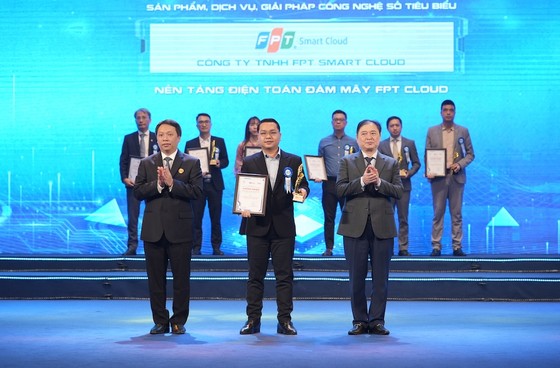 FPT Cloud Computing Platform, one of 6 Made by FPT products honored.