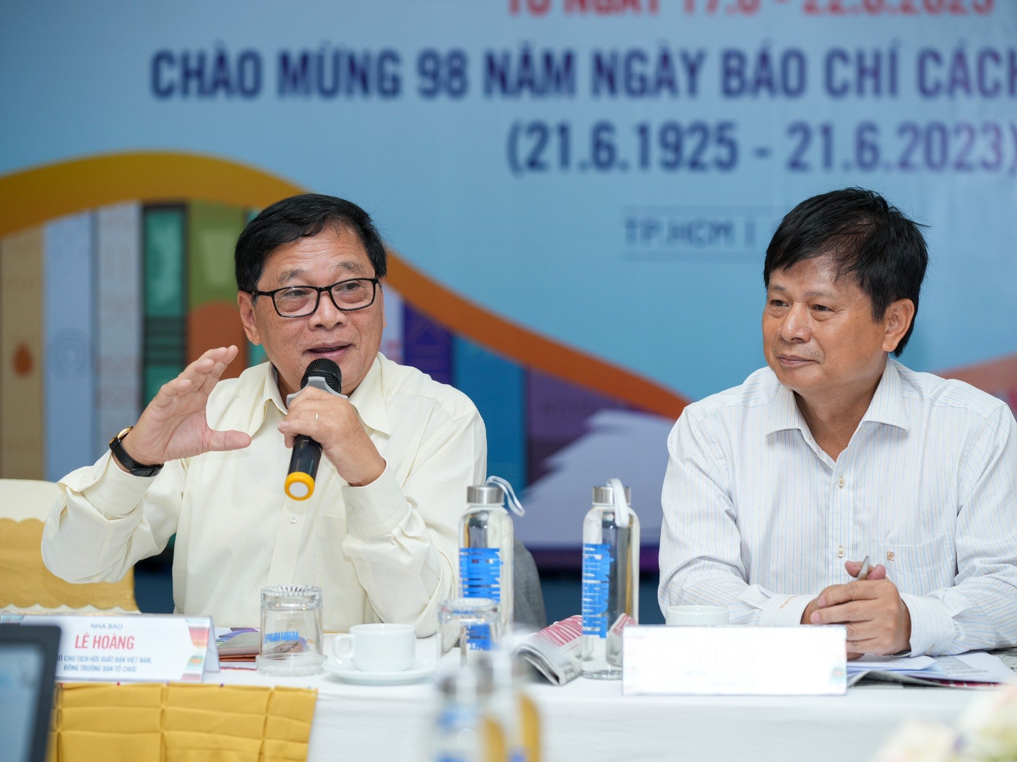 Lần đầu tiên tại Việt Nam có 'Tuần lễ Sách của người làm báo' - Ảnh 3.