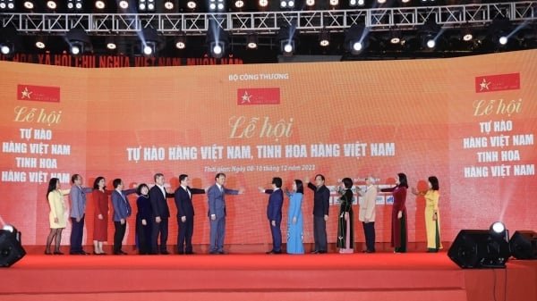 Spannendes Festival des Stolzes auf vietnamesische Waren, die Essenz vietnamesischer Waren im Jahr 2023