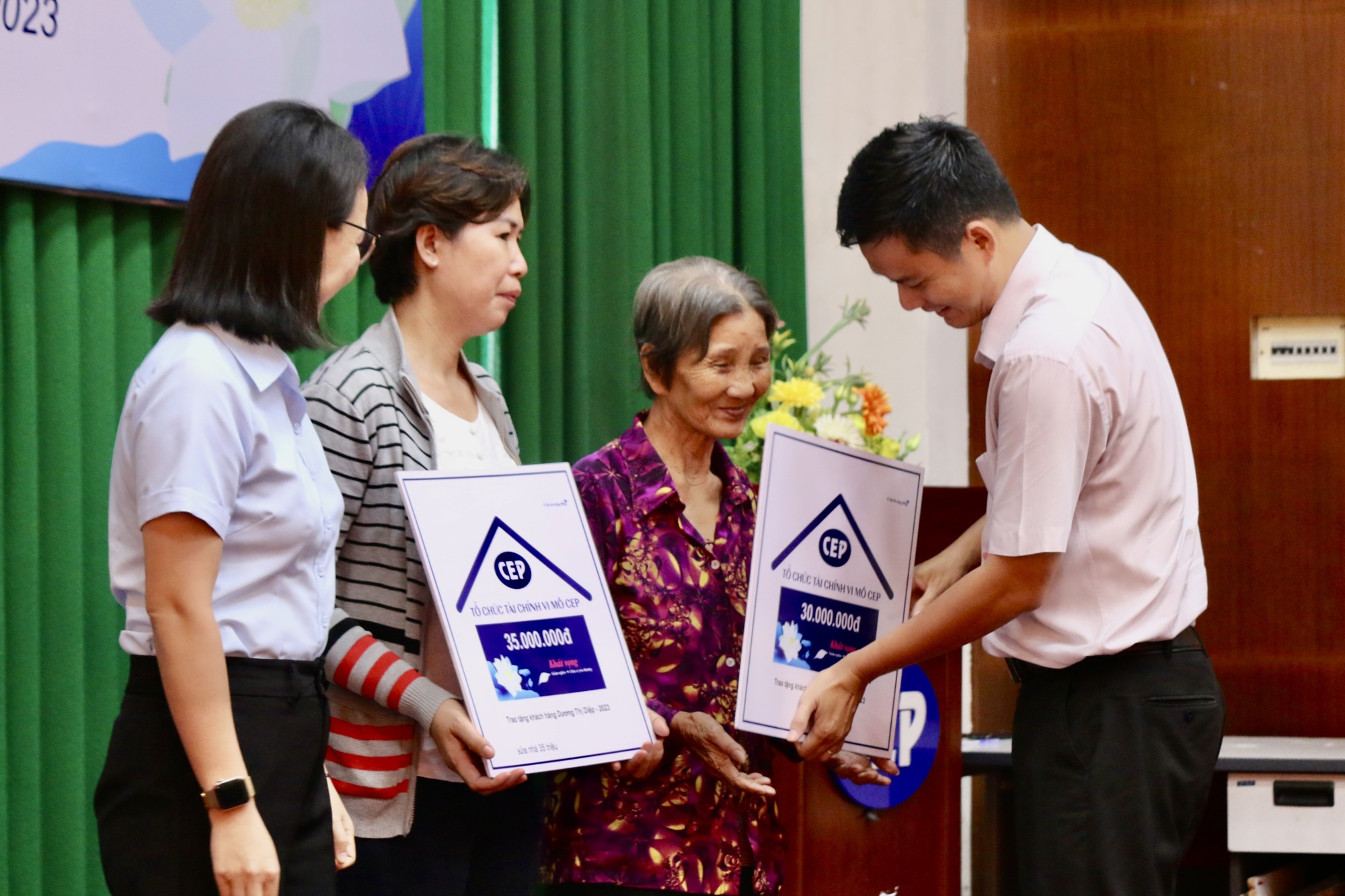CEP dành 14 tỉ đồng hỗ trợ công nhân phòng chống tín dụng đen năm 2023 - Ảnh 2.