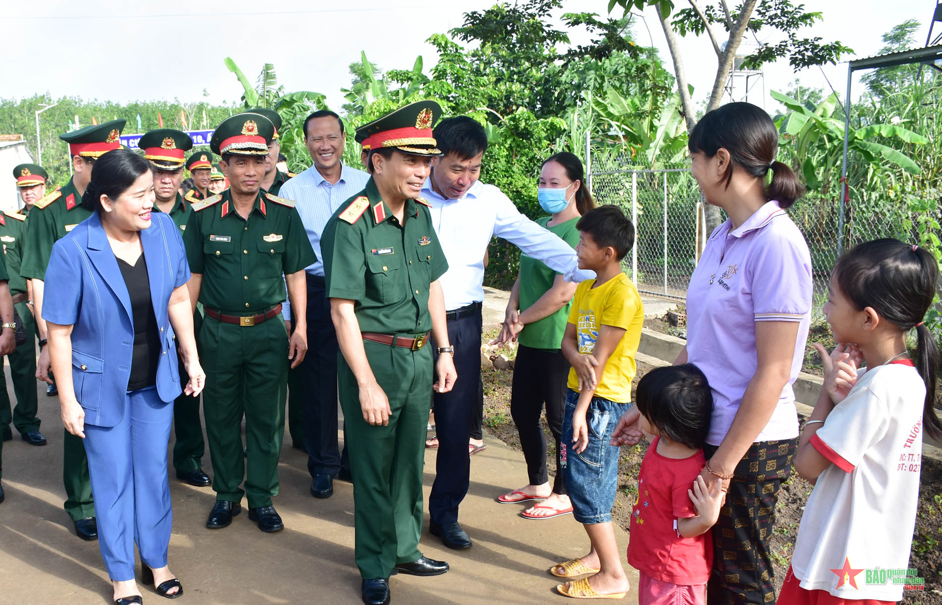 Khảo sát mô hình về quốc phòng địa phương tại Bình Dương, Bình Phước