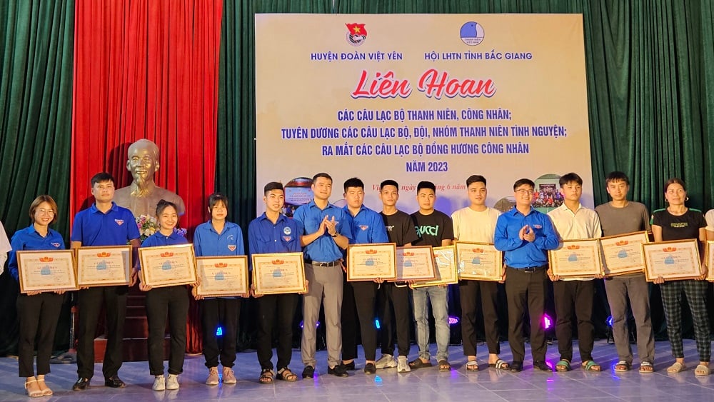 Launching 5 youth worker clubs from 5 provinces in Bac Giang |=> Posted in Bac Giang newspaper