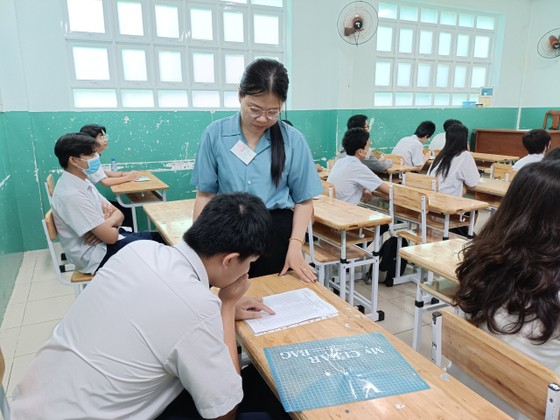 HCMC: 461 candidates absent on the first day of 10th grade entrance exam procedures photo 1