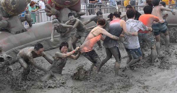 보령머드축제에 푹 빠져보세요: 한국에서 꼭 봐야 할 축제