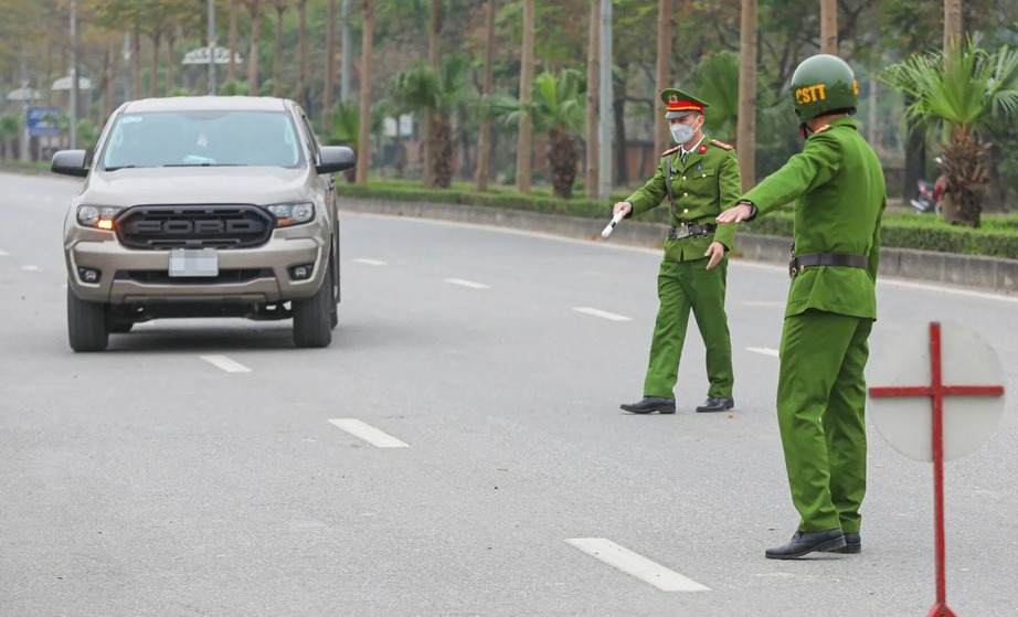 Công an xã được xử lý vi phạm giao thông ra sao từ ngày 1/1/2025?- Ảnh 2.