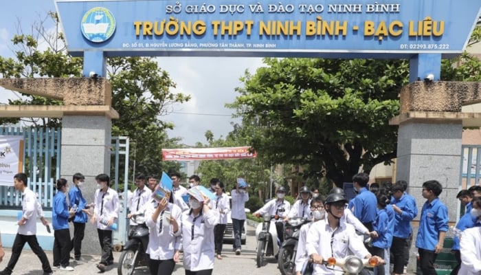 Hơn 11.000 thí sinh tỉnh Ninh Bình hoàn thành kỳ thi tốt nghiệp THPT