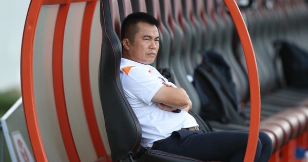 El entrenador Minh Duc llegó a Da Nang "sin pensar", Huynh Duc lamenta que los jugadores fueran subjetivos