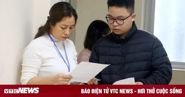 150 candidatos tuvieron que dejar de tomar el examen de evaluación de pensamiento en la Universidad de Ciencia y Tecnología de Hanoi debido a un corte de Internet.